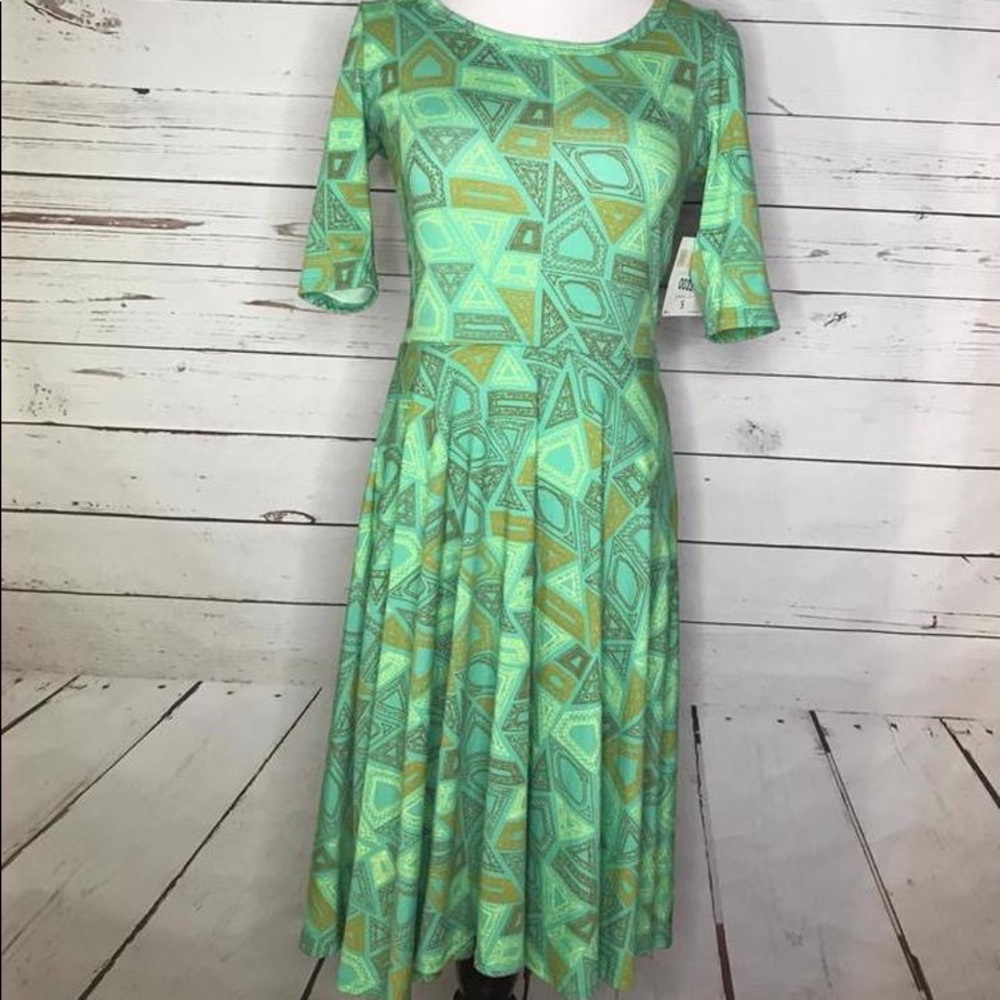 NWT Lularoe Nicole Dress